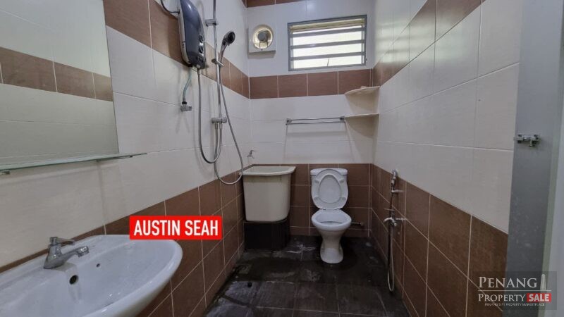JALAN PANTAI JERJAK DOUBLE STOREY SEMI-D For RENT, FACING BUSY MAIN ROAD