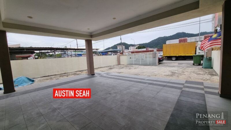 JALAN PANTAI JERJAK DOUBLE STOREY SEMI-D For RENT, FACING BUSY MAIN ROAD