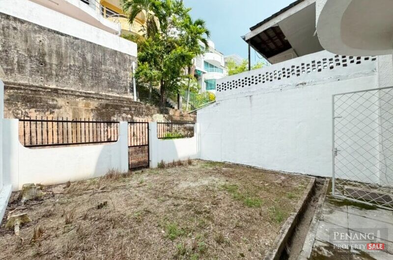 3 Storey Terrace Changkat Ria Batu Ferringhi Tanjung Bungah