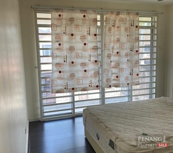 EMERALD PARK  APARTMENT @ TELUK KUMBAR FOR SALE. GOT LIFT. 2 CARPARK. VIEW NOW