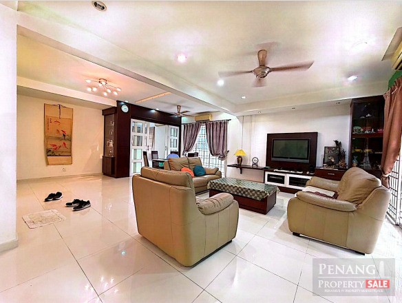 Lengkok Kenari Desa Ria Semi D House
