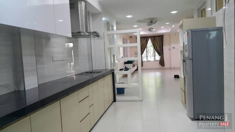 Island Glades Double Storey Terrace, Greenlane