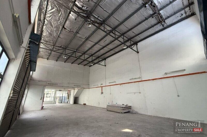 For Rent 1.5 Storey Semi Detached Factory@Valdor