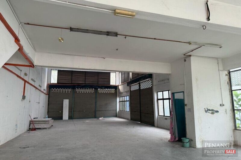 For Rent 1.5 Storey Semi Detached Factory@Valdor