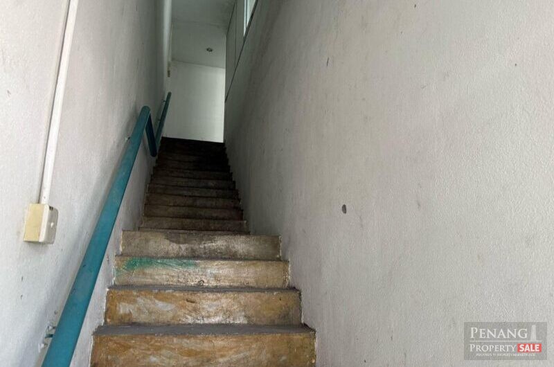 For Rent 1.5 Storey Semi Detached Factory@Valdor