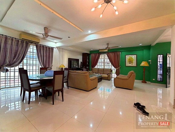 Lengkok Kenari Desa Ria Semi D House