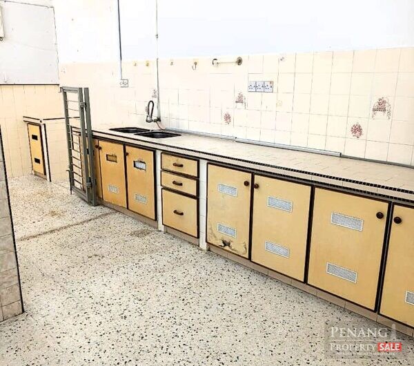 Double Storey Terrace Greenlane for RENT