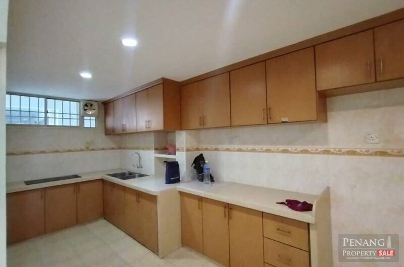 Halaman Kristal Block 1 At Lengkok Free School near Genearal Hospital, Klinik Kesihatan, Han Chiang High School, KOMTAR..