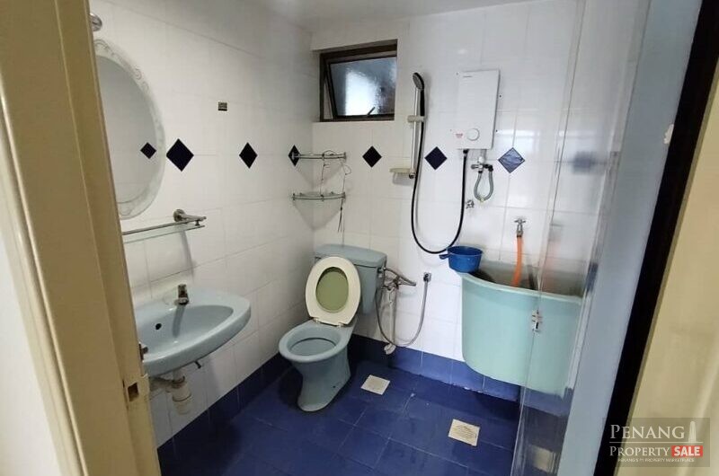 Halaman Kristal Block 1 At Lengkok Free School near Genearal Hospital, Klinik Kesihatan, Han Chiang High School, KOMTAR..