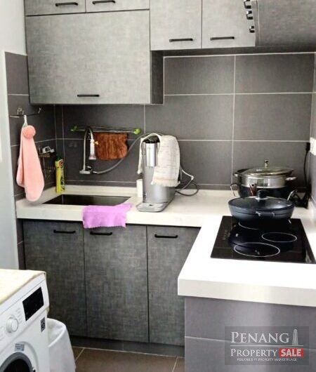 Golden Triangle 2 Corner unit At Sungai Ara – For Sale