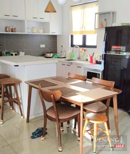 Golden Triangle 2 Corner unit At Sungai Ara – For Sale