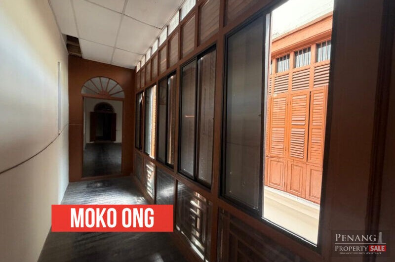 Spacious 3 Storey Shophouse @ Light Street, Georgetown Tourist Hotspot Area