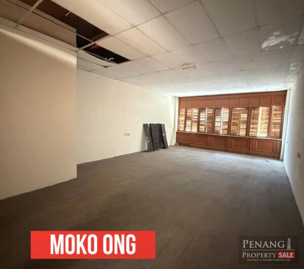 Spacious 3 Storey Shophouse @ Light Street, Georgetown Tourist Hotspot Area