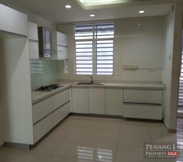 3-storey Taman Suria Vista Corner Townhouse (Paya Terubong)
