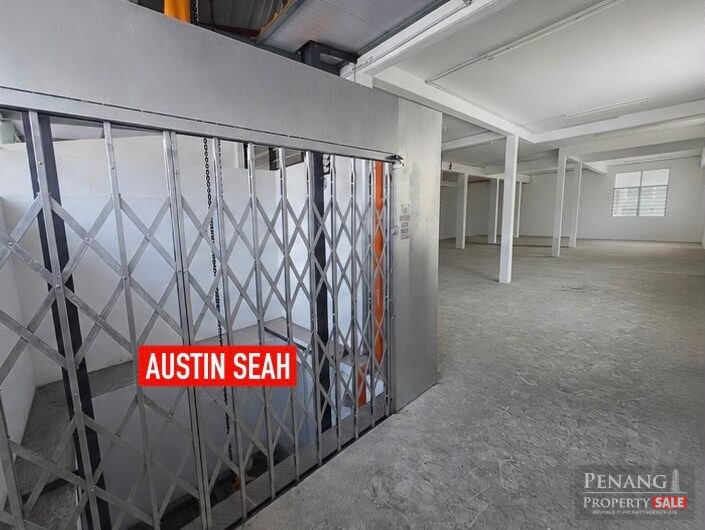 SUNGAI PINANG DOUBLE STY COMMERCIAL USE WAREHOUSE With CARGO LIFT FOR RENT