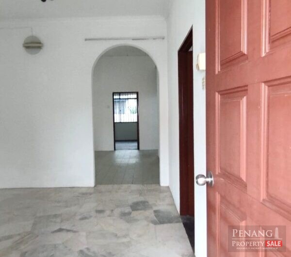 (HUGE LAND 5845 sqt, SINGLE STOREY BUNGALOW) Taman Markisah