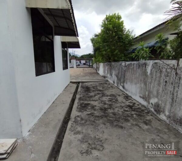(HUGE LAND 5845 sqt, SINGLE STOREY BUNGALOW) Taman Markisah