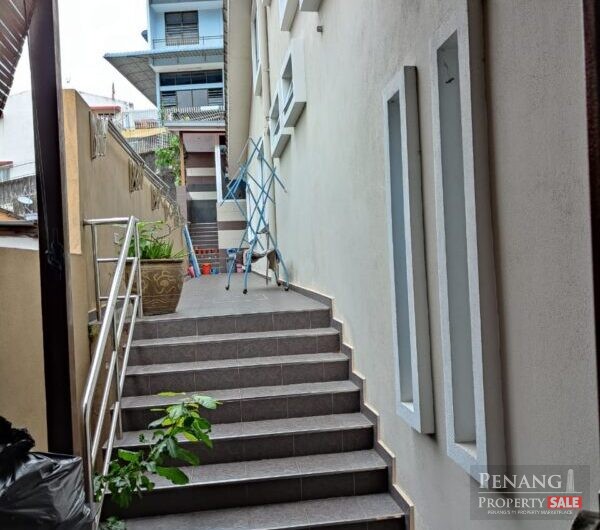 Full Renovated Semi D Bukit Dumbar Penang