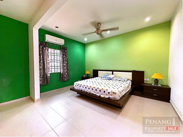 Lengkok Kenari Desa Ria Semi D House