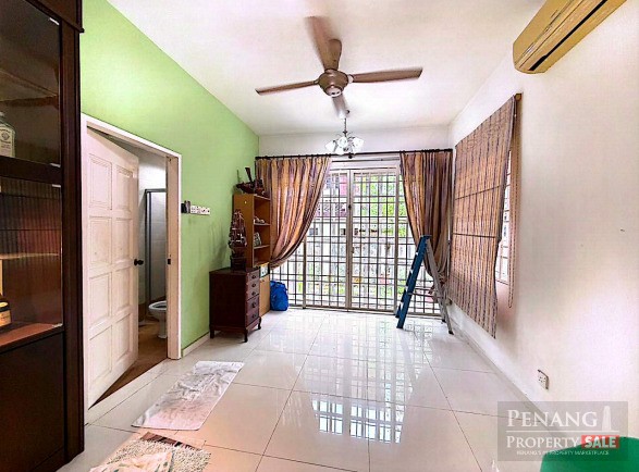 Lengkok Kenari Desa Ria Semi D House