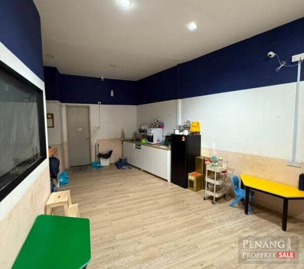 Golden Triangle 1 Shop Lot – 1420sf – Nice Unit – Relau