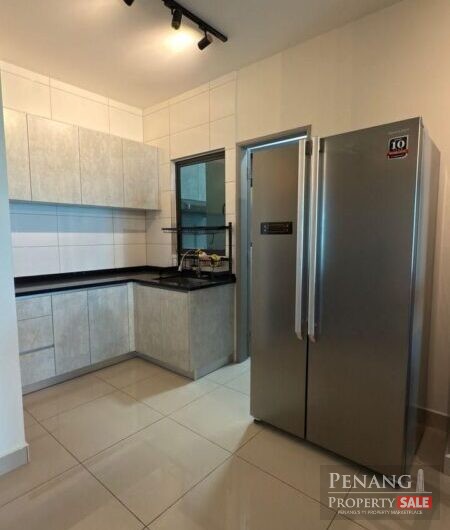 Iconic Vue – Fully Renovated – 850sf – 2 Car Parks – Batu Ferringhi