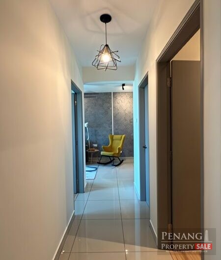 Iconic Vue – Fully Renovated – 850sf – 2 Car Parks – Batu Ferringhi