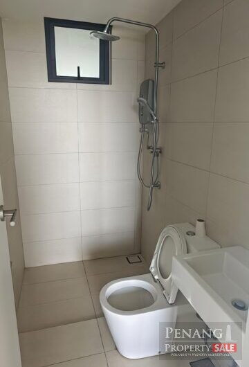 3 Residence Condominium – Basic Renovated – 850sf – 2 Car Parks – Karpal Singh