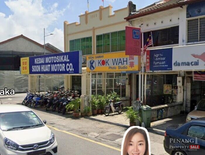 Georgetown – 2 Storey Shop House at Jalan Dato Keramat with car proud