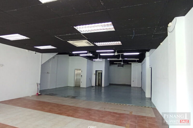 3-Storey Commercial Building for Rent at Georgetown | Open Space Rooftop
