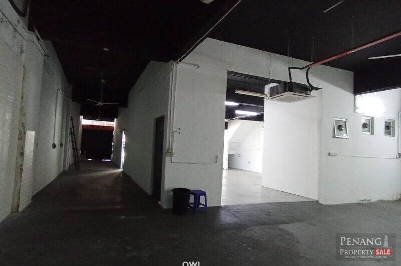 3-Storey Commercial Building for Rent at Georgetown | Open Space Rooftop