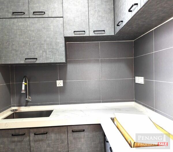 Golden Triangle 2 – High Floor Corner Fully Renovated Unit For Sale