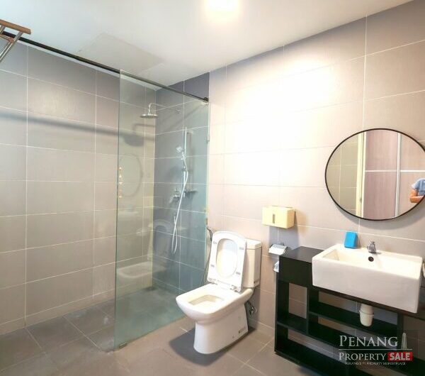 Golden Triangle 2 – High Floor Corner Fully Renovated Unit For Sale