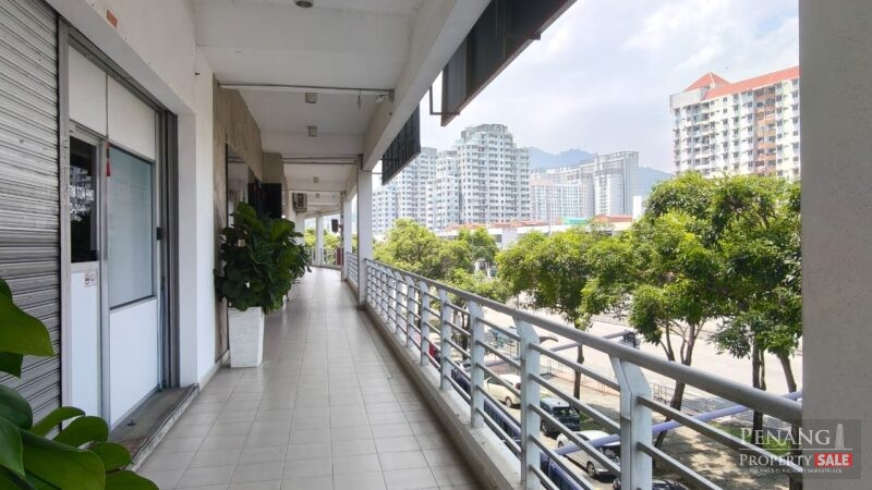 Golden Triangle 1 Level 3 Face Main Road 1300sf Sungai Ara Relau