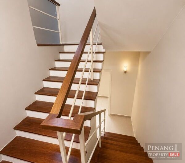 White Lily 3 Storey Terrace Gelugor, Gated Guarded