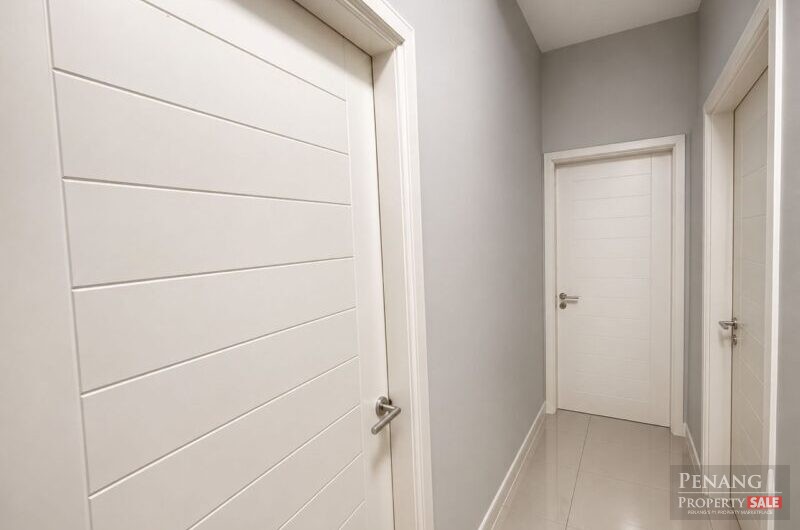 White Lily 3 Storey Terrace Gelugor, Gated Guarded