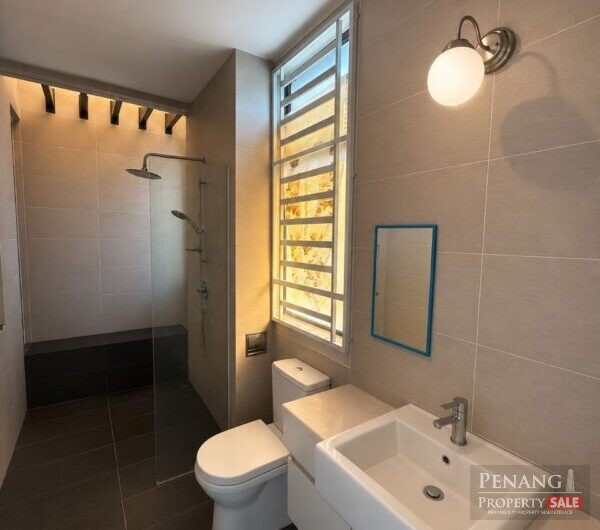 White Lily 3 Storey Terrace Gelugor, Gated Guarded