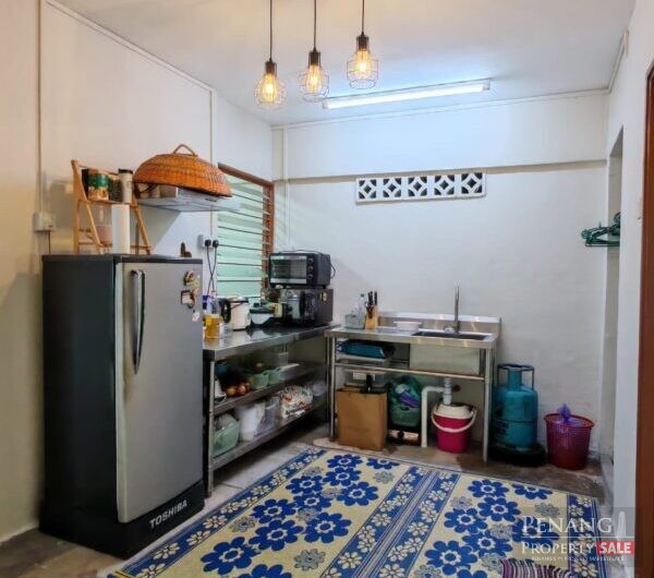 Jelutong Park 1Carpark Reno Furnish Middle Floor Perak Lane Batu Lanchang 670sf