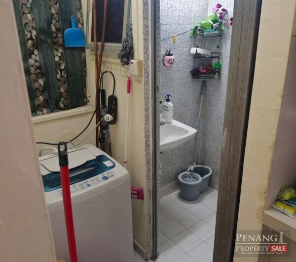 (DESERVE RENOVATED / FURNISHED) at BJ Court Apartment, Bukit Jambul