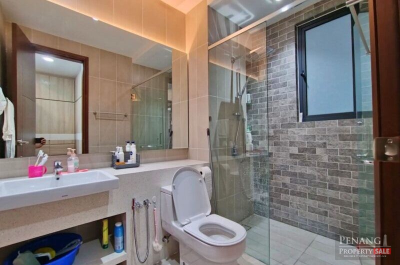 Queens Residence Q1 at Bayan Lepas 1200sf with SEAVIEW  for sale
