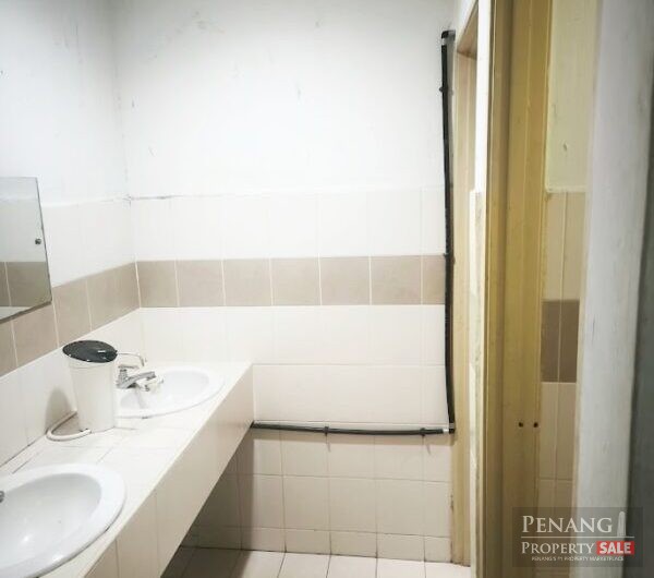 D’Piazza  office lot 1120sf for rent