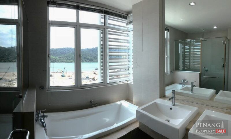 Baystar Condo Spacious Design Renovated Nearby Queenbay Bayan Lepas