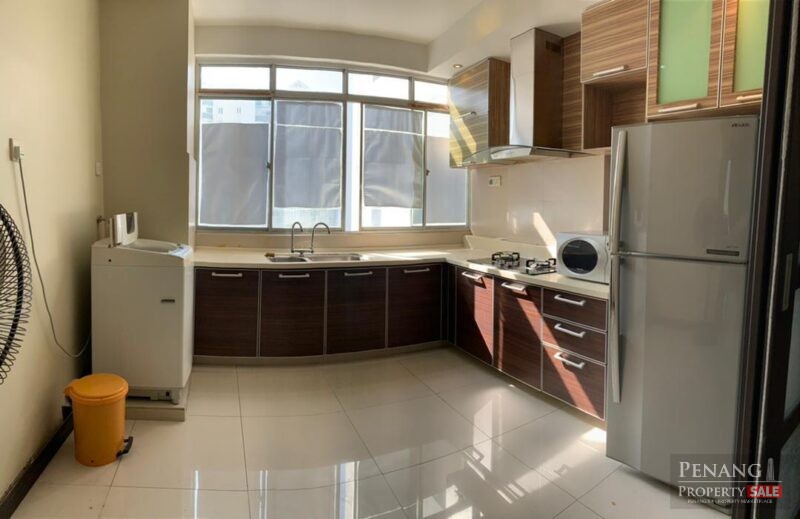 Putra Place  at Bayan Lepas with 2 car parks for sale