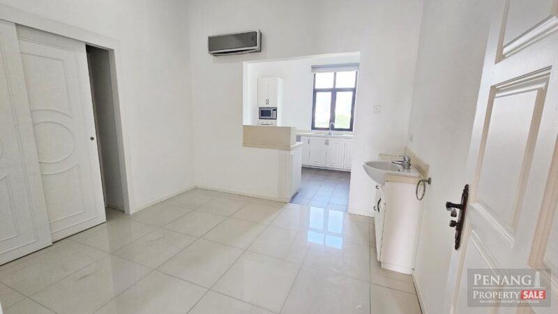 The Palazzo Jalan Kelawai Exclusive Condo near Gurney 4000sf Super Low Density 15 units only