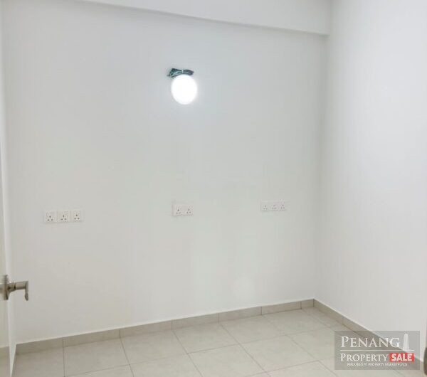 Ideal Residency @ Island Glades Gelugor  Partially Furnished 3 Bedrooms For Rent