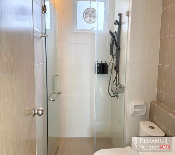 Ideal Residency @ Island Glades Gelugor  Partially Furnished 3 Bedrooms For Rent