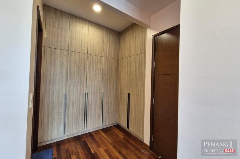 Queens Residence 1 @Bayan Lepas 1200sf seaview unit for sale
