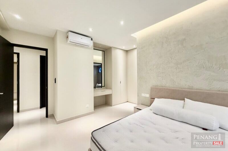 Mezzo @ The Light City Gelugor E-Gate Fully Furnished 3 Bedrooms For Rent