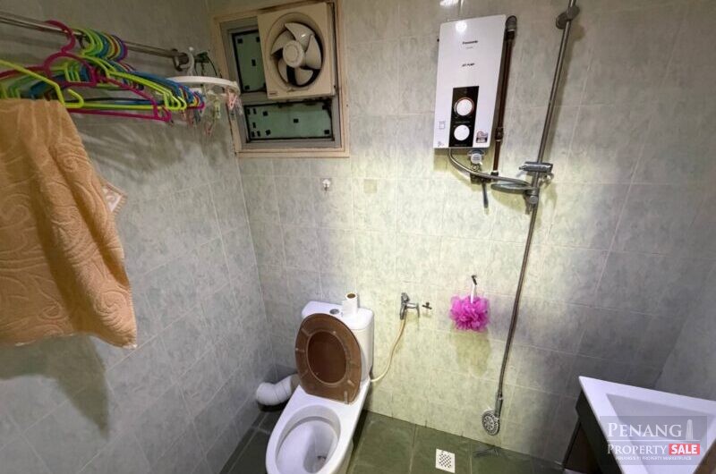 Jelutong Park @ Jelutong with 2 Carpark Fully Renovated 2 Bedrooms Unit For Rent  Available now