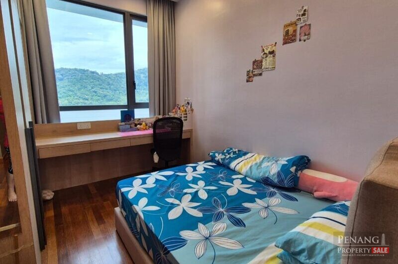 Queens Residence 1 @Bayan Lepas 1200sf seaview unit for sale